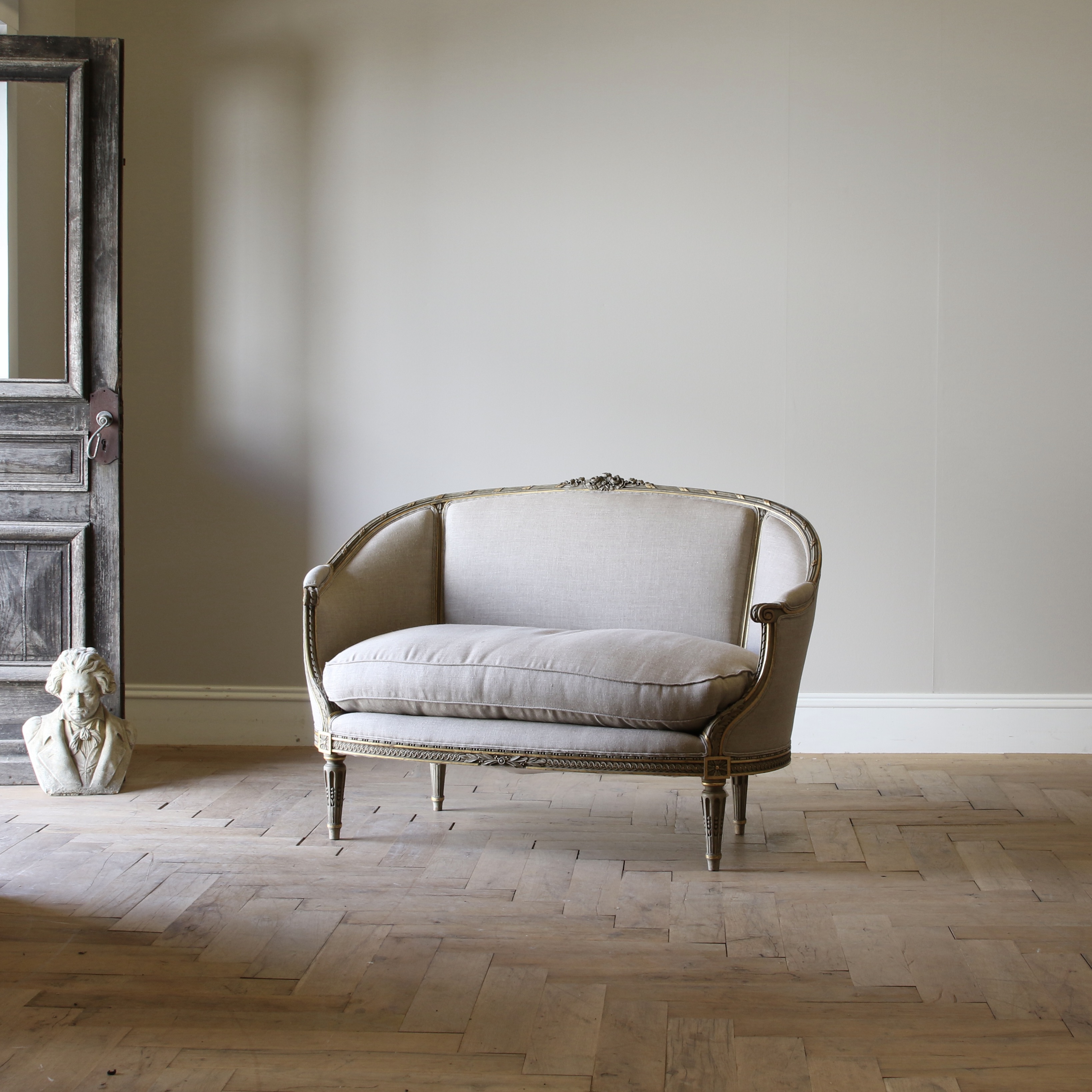 151-87 - Louis XVI Settee